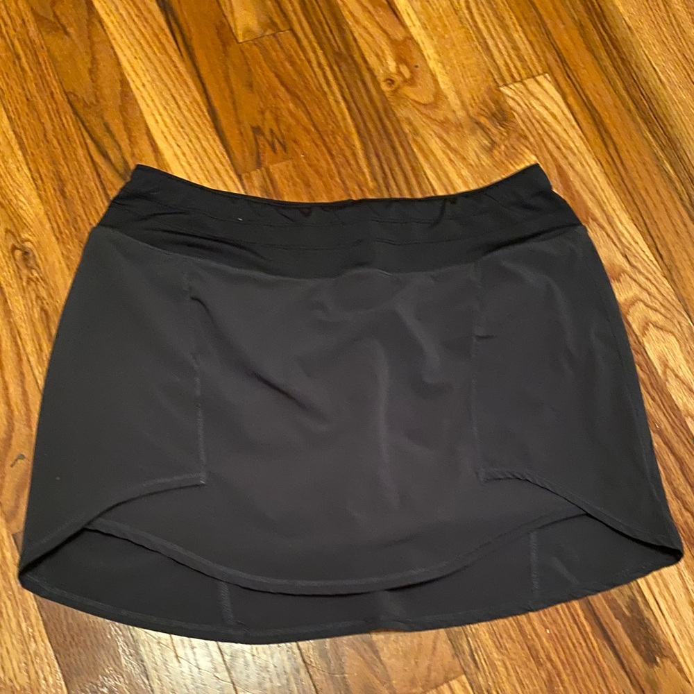 Oiselle Skort (Skirt Shorts Combo) Size 10